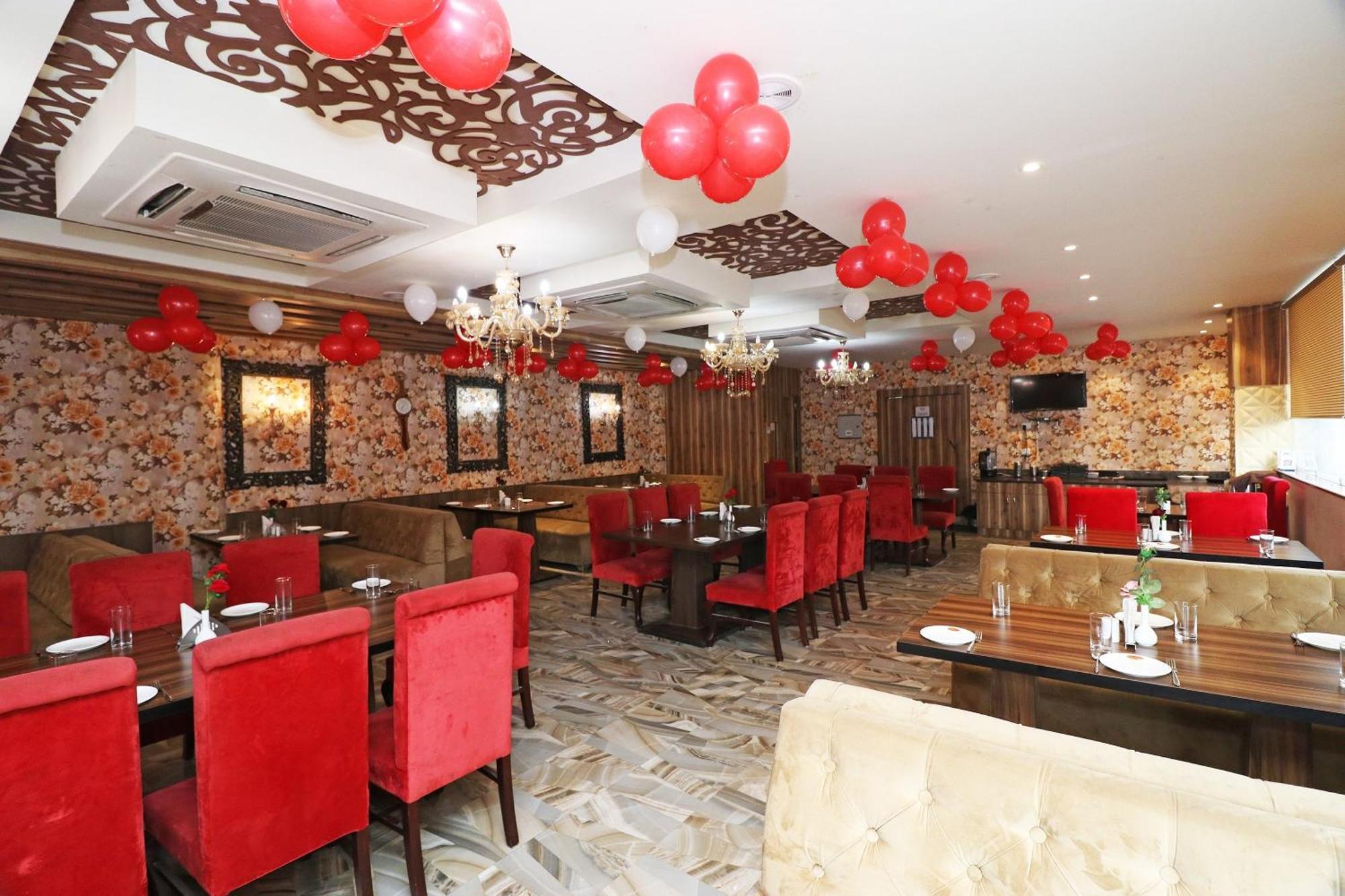 Hotel Centre Point Gorakhpur Exterior foto